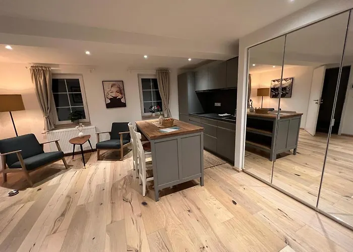 Apartmenthaus Wagner 아파트 Möckmühl